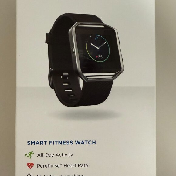 FITBIT blaze NEW in BOX  Mens Womens Smart Fitness Watch Adult L - Picture 2 of 4